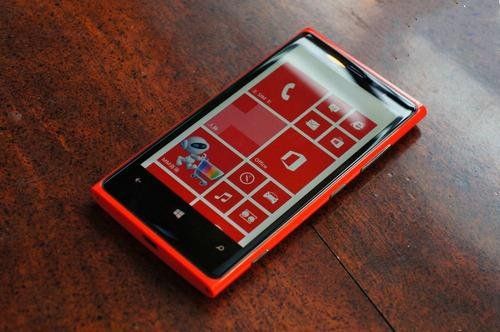 英媒评2012年度10大智能手机 诺基亚Lumia920登顶